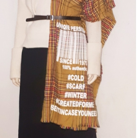Zara | Plaid Print Blanket Scarf with Details - Picture 7 of 9
